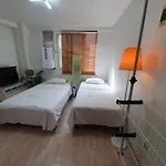 Short-Term Rental Near Mangwon Station And Mangwon Traditional Market, Studio Apartment, Entire House